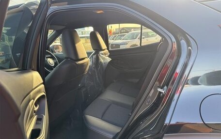 Toyota Yaris Cross, 2022 год, 1 530 005 рублей, 8 фотография