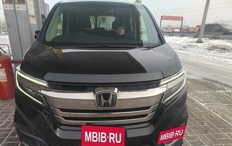 Honda Stepwgn IV, 2020 год, 2 369 000 рублей, 4 фотография