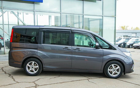 Honda Stepwgn IV, 2016 год, 1 559 000 рублей, 5 фотография