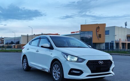 Hyundai Solaris II рестайлинг, 2018 год, 1 289 000 рублей, 2 фотография