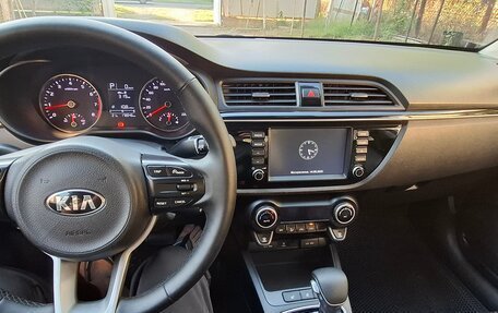 KIA Rio IV, 2018 год, 1 250 000 рублей, 5 фотография
