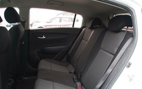KIA Rio IV, 2018 год, 1 620 000 рублей, 8 фотография
