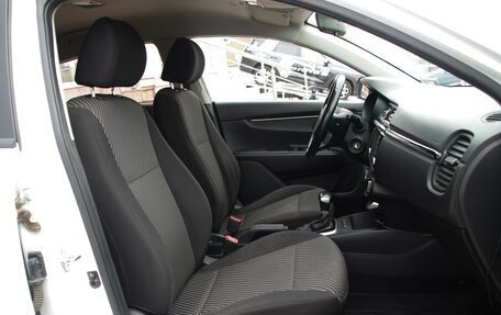 KIA Rio IV, 2018 год, 1 620 000 рублей, 10 фотография