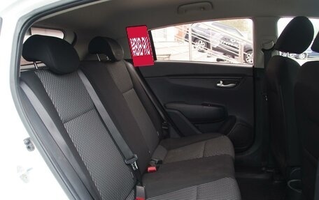 KIA Rio IV, 2018 год, 1 620 000 рублей, 9 фотография