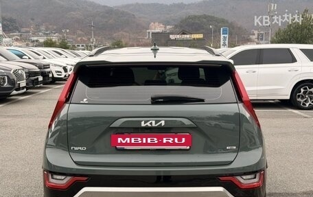 KIA Niro, 2022 год, 1 956 010 рублей, 5 фотография