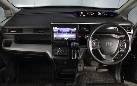 Honda Stepwgn IV, 2021 год, 2 544 000 рублей, 5 фотография