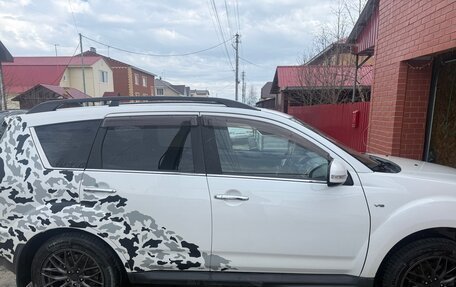 Mitsubishi Outlander III рестайлинг 3, 2012 год, 1 600 000 рублей, 4 фотография