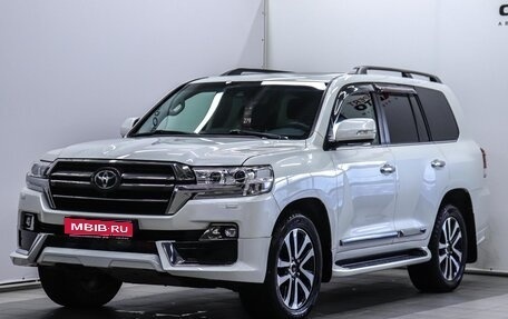 Toyota Land Cruiser 200, 2019 год, 7 950 000 рублей, 1 фотография