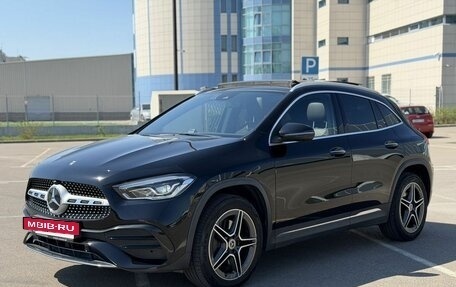 Mercedes-Benz GLA, 2020 год, 4 400 000 рублей, 3 фотография