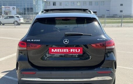 Mercedes-Benz GLA, 2020 год, 4 400 000 рублей, 5 фотография