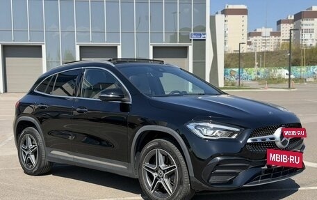 Mercedes-Benz GLA, 2020 год, 4 400 000 рублей, 7 фотография
