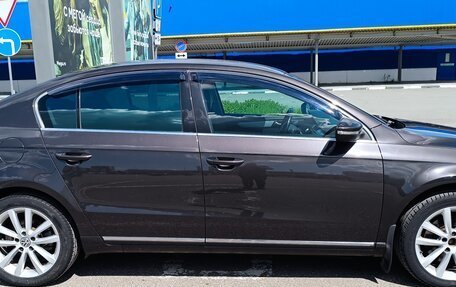 Volkswagen Passat B7, 2011 год, 1 088 000 рублей, 2 фотография