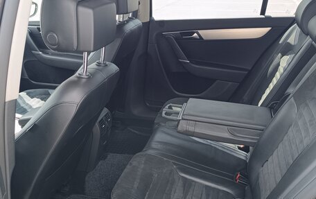 Volkswagen Passat B7, 2011 год, 1 088 000 рублей, 9 фотография