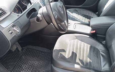 Volkswagen Passat B7, 2011 год, 1 088 000 рублей, 11 фотография
