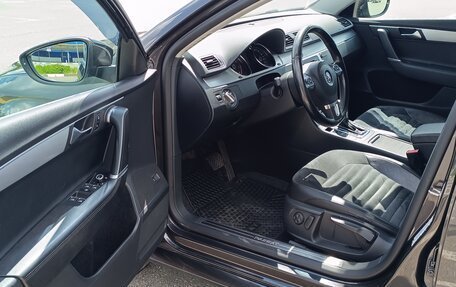 Volkswagen Passat B7, 2011 год, 1 088 000 рублей, 12 фотография