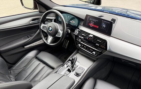 BMW 5 серия, 2019 год, 4 260 000 рублей, 17 фотография