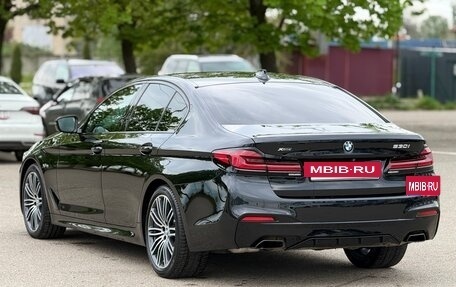 BMW 5 серия, 2019 год, 4 260 000 рублей, 12 фотография
