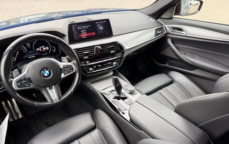 BMW 5 серия, 2019 год, 4 260 000 рублей, 18 фотография