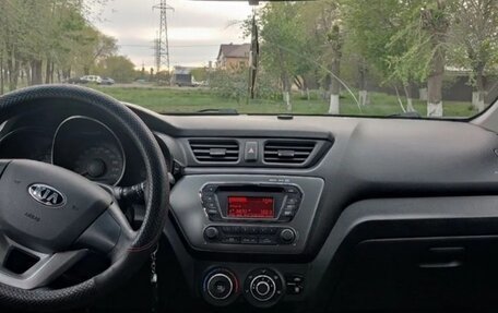 KIA Rio III рестайлинг, 2013 год, 1 020 000 рублей, 8 фотография