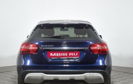 Mercedes-Benz GLA, 2017 год, 1 650 000 рублей, 6 фотография