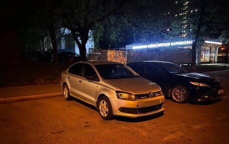 Volkswagen Polo VI (EU Market), 2010 год, 400 000 рублей, 1 фотография