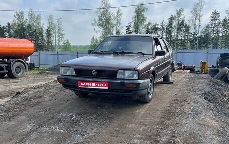 Volkswagen Passat B2, 1986 год, 250 000 рублей, 1 фотография