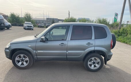 Chevrolet Niva I рестайлинг, 2017 год, 580 000 рублей, 2 фотография