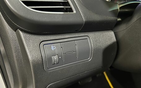 Hyundai Solaris II рестайлинг, 2016 год, 1 030 000 рублей, 29 фотография