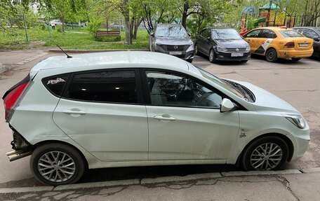 Hyundai Solaris II рестайлинг, 2014 год, 425 000 рублей, 2 фотография