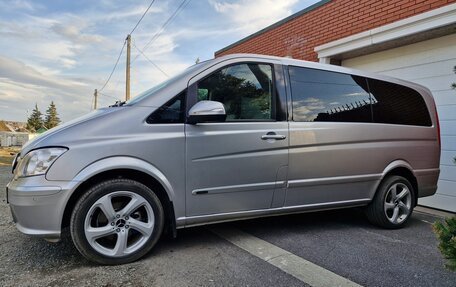 Mercedes-Benz Viano, 2004 год, 2 350 000 рублей, 2 фотография