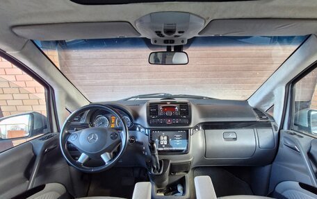 Mercedes-Benz Viano, 2004 год, 2 350 000 рублей, 8 фотография