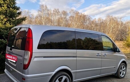 Mercedes-Benz Viano, 2004 год, 2 350 000 рублей, 3 фотография
