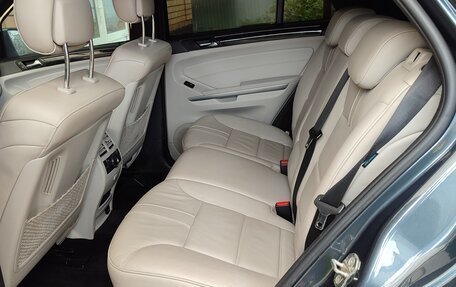 Mercedes-Benz M-Класс, 2010 год, 1 500 000 рублей, 21 фотография