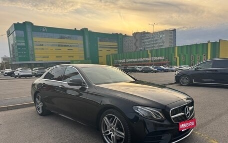 Mercedes-Benz E-Класс, 2018 год, 2 990 000 рублей, 3 фотография