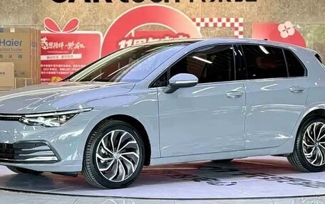 Volkswagen Golf VIII, 2022 год, 1 780 000 рублей, 3 фотография