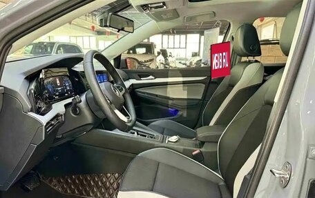 Volkswagen Golf VIII, 2022 год, 1 780 000 рублей, 10 фотография