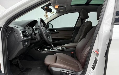 BMW 1 серия, 2022 год, 1 850 000 рублей, 11 фотография