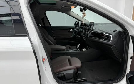 BMW 1 серия, 2022 год, 1 850 000 рублей, 6 фотография