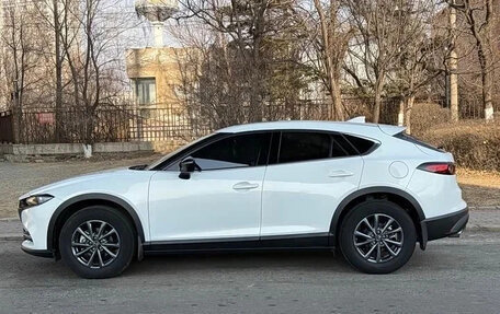 Mazda CX-4, 2022 год, 1 890 007 рублей, 8 фотография