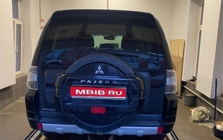 Mitsubishi Pajero IV, 2013 год, 2 300 000 рублей, 1 фотография