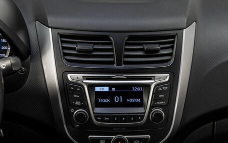 Hyundai Solaris II рестайлинг, 2015 год, 790 000 рублей, 19 фотография