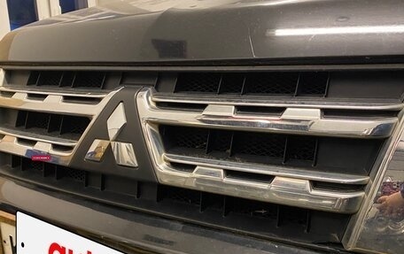 Mitsubishi Pajero IV, 2013 год, 2 300 000 рублей, 5 фотография