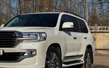 Toyota Land Cruiser 200, 2015 год, 5 900 000 рублей, 5 фотография