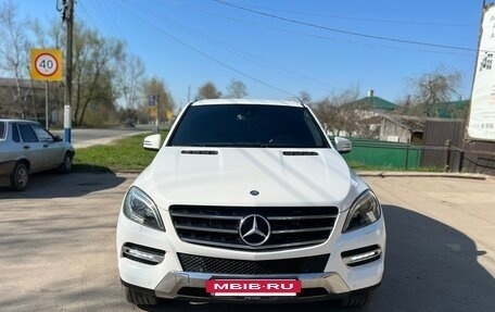 Mercedes-Benz M-Класс, 2013 год, 2 350 000 рублей, 3 фотография
