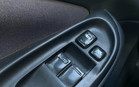 Nissan Almera, 2004 год, 160 000 рублей, 21 фотография