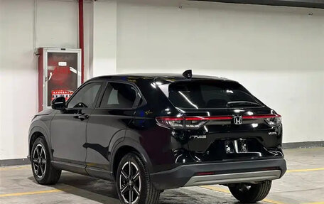 Honda Vezel, 2023 год, 1 690 000 рублей, 5 фотография