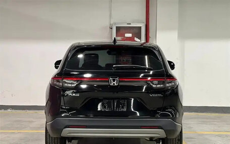 Honda Vezel, 2023 год, 1 690 000 рублей, 6 фотография