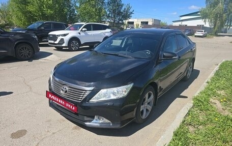 Toyota Camry, 2011 год, 1 680 000 рублей, 2 фотография