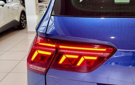 Volkswagen Tiguan II, 2021 год, 2 639 000 рублей, 10 фотография