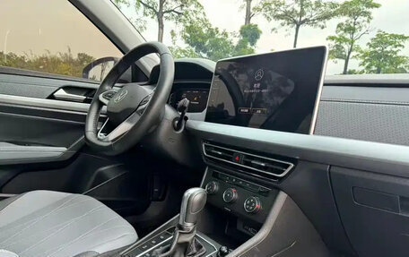 Volkswagen Lavida, 2023 год, 1 805 555 рублей, 7 фотография